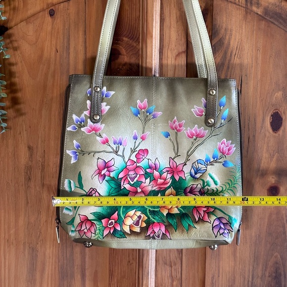 Beautiful Floral Hand Painted Shoulder Bag - Picture 11 of 12